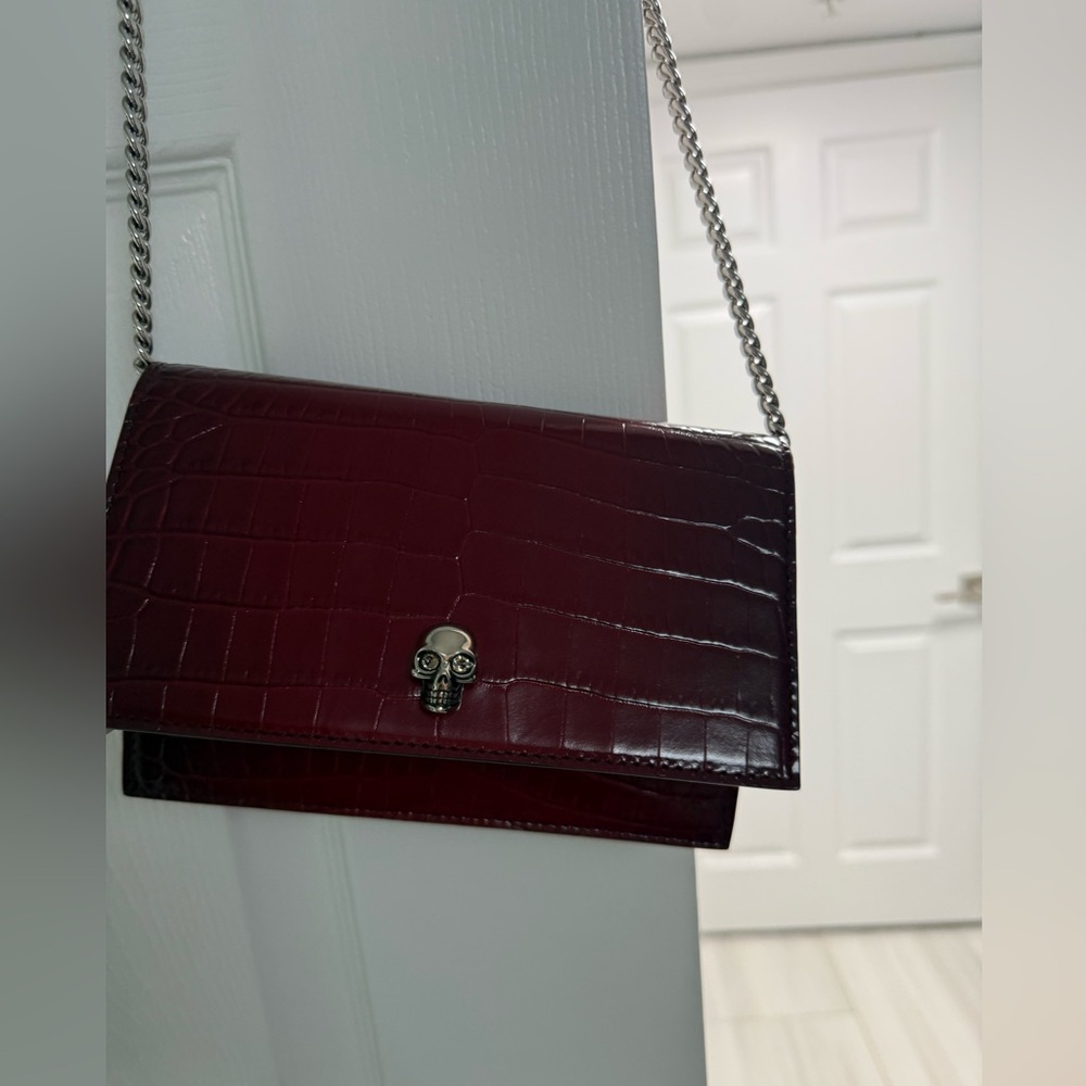 Alexander McQueen Skull Ombré Croc Embossed Leather Crossbody Bag